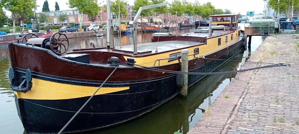 Custom 24.00 Met Ligplaats
