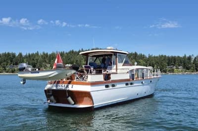 Chris-Craft 48 Constellation 2