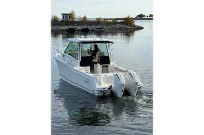 Boston Whaler 285 Conquest 2