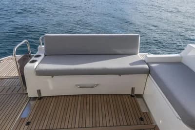 2027 Beneteau Swift Trawler 41 Fly | 44.1 ft 3