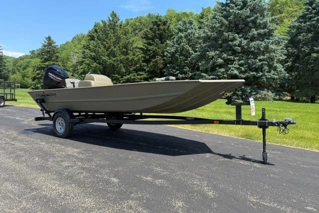 Tracker Grizzly 1754 SC