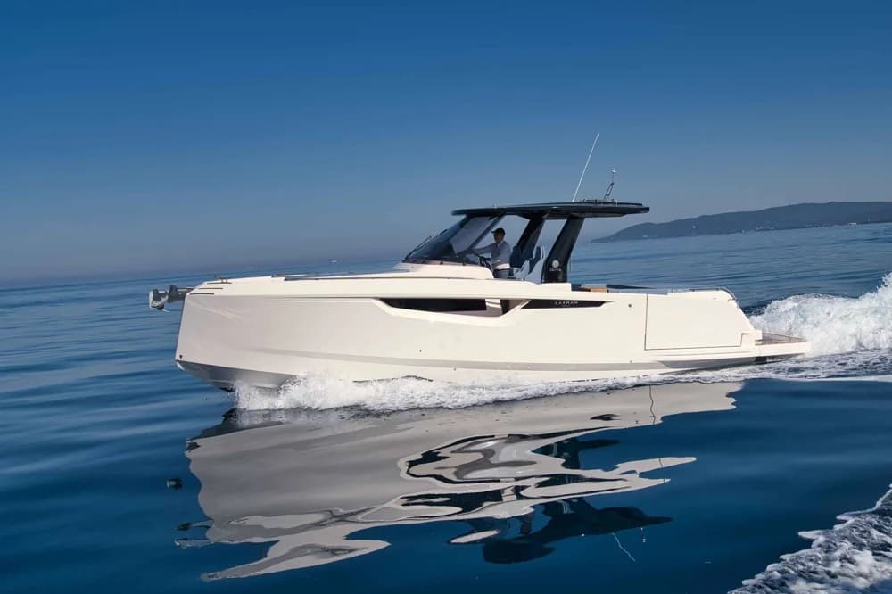 2025 Cayman Yachts WA380 | 38.0 ft