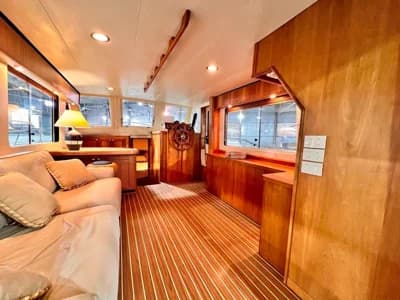2007 Custom Mainship 34 | 34.8 ft 3