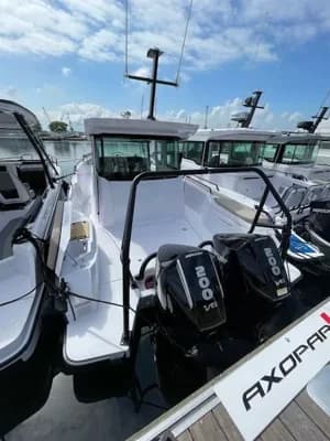 Axopar 29 XC Cross Cabin 2