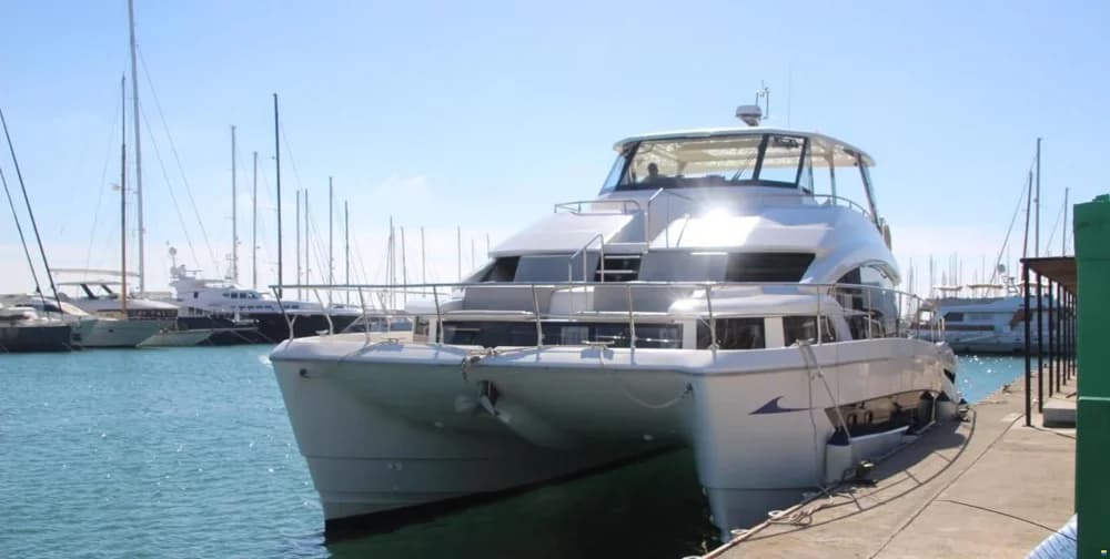 AQUILA 54 Yacht