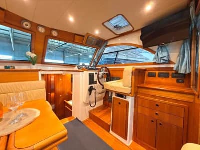 2004 Cantieri Estensi 360 Goldstar | 32.6 ft 3