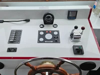 2002 Piper Cruiser 50 Boat for Sale in Shepperton 3