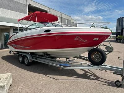 Rinker 246 Captiva Cuddy 2