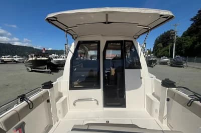 Cutwater C-242 Coupe 3