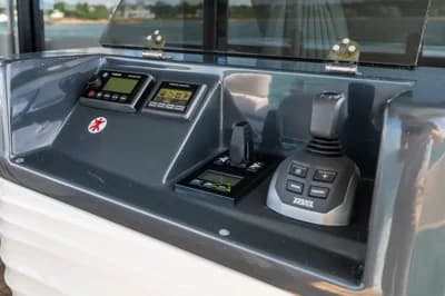 Absolute Navetta 53 2