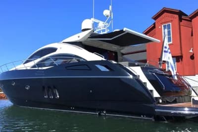 Sunseeker Predator 62 2