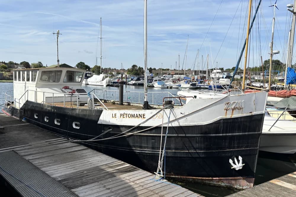 Dutch Barge 58' Houseboat