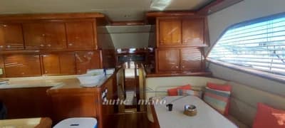 Bertram 630 Convertible 3