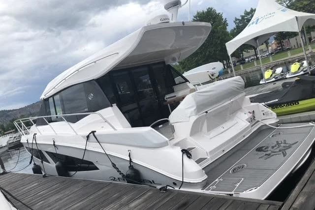 Regal 42 Grande Coupe