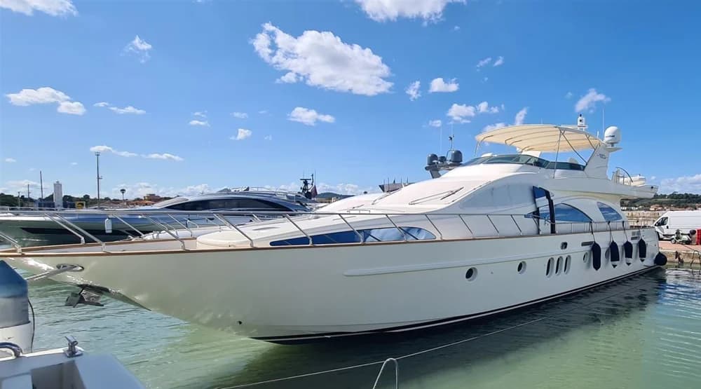 Custom Azimut 80 Flybridge