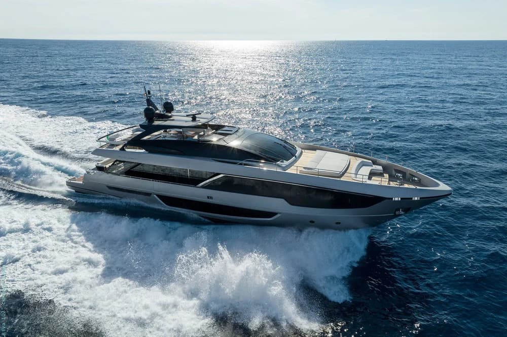 Riva 102' Corsaro Super