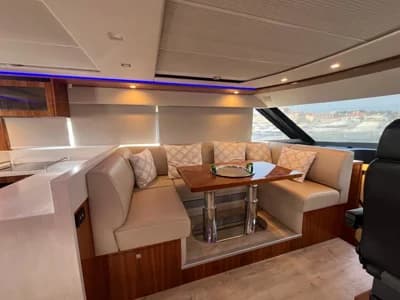 Riviera 6000 Sport Yacht Platinum Edition 2