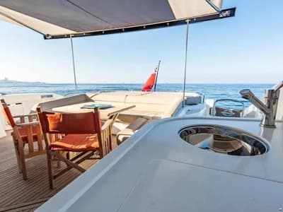 Sunseeker Predator 80 3