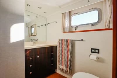 1971 Feadship 85ft | 93.2 ft 3