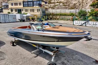 Chris-Craft Corsair 27 2
