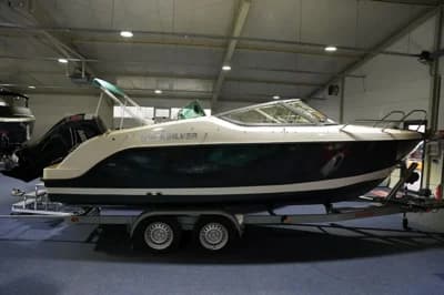 Quicksilver Activ 645 Cabin 2