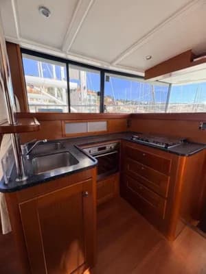 Beneteau Swift Trawler 44 3