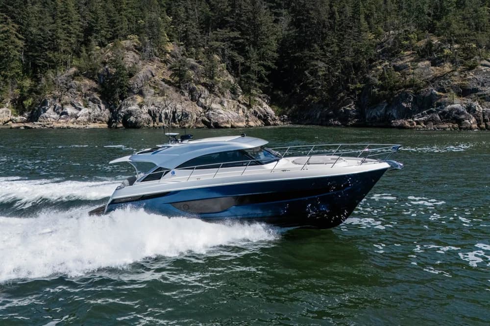 Riviera 4600 Sport Yacht Platinum Edition
