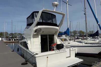 Carver 33 Super Sport 2