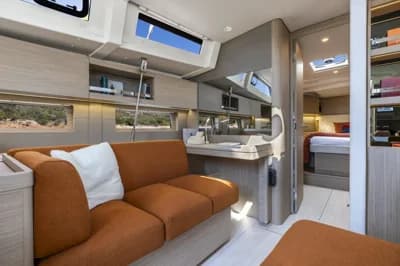 Beneteau Oceanis 47 2