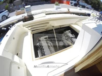Custom Cantiere Navale di Livorno Space 360 fly ( motori 2021 ) 2