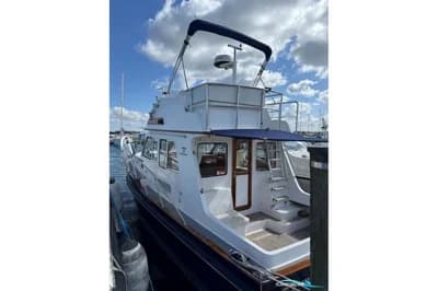 Halvorsen 32 Gourmet Cruiser 2