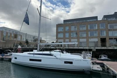 Beneteau Oceanis 40.1 2