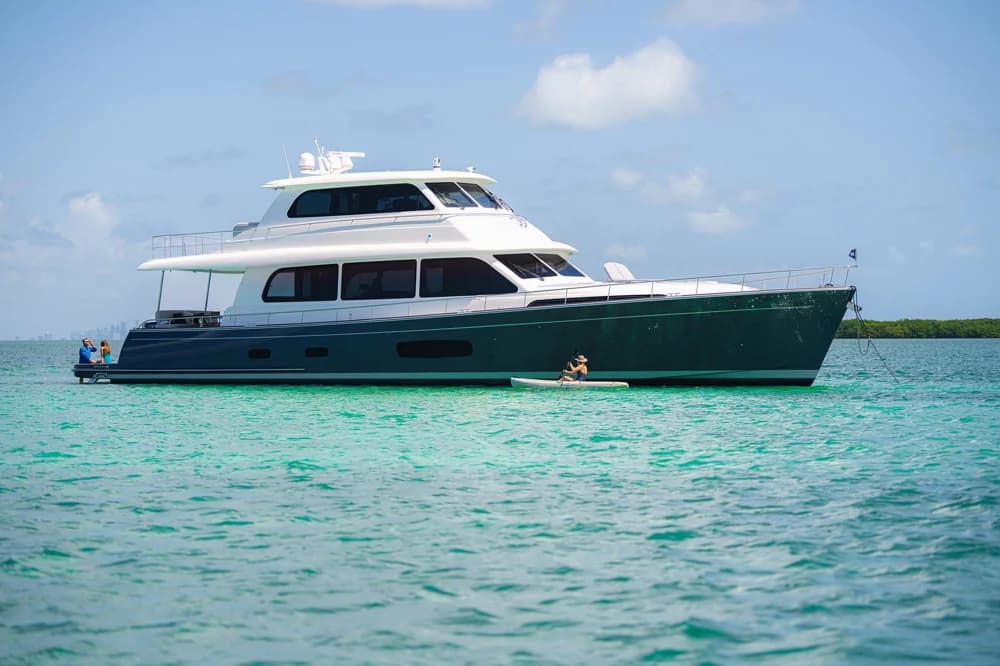 Grand Banks GB 85