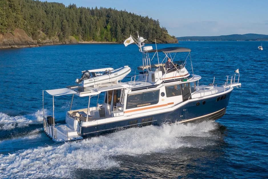 Ranger Tugs R-43 CB
