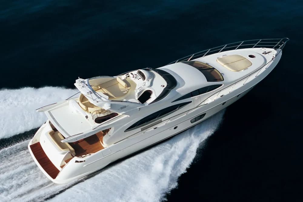 Azimut 68E
