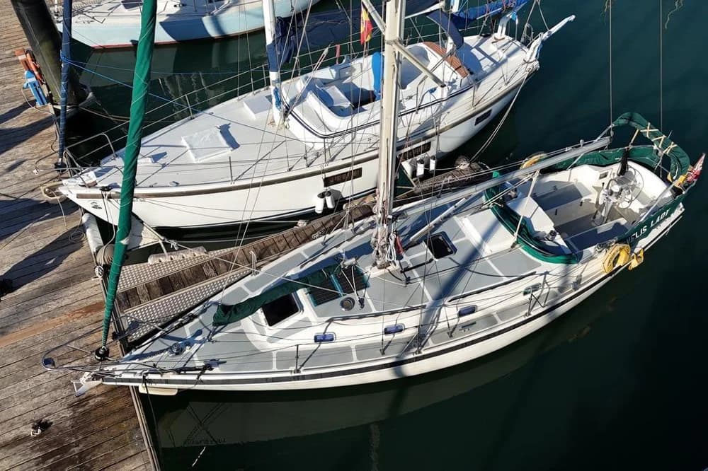Trident Challenger 35