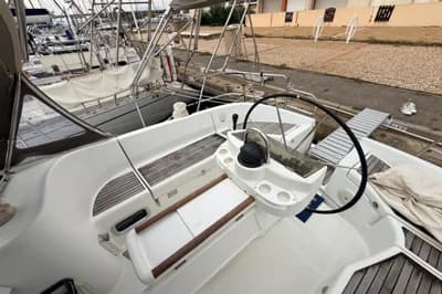 Beneteau Oceanis Clipper 411 2
