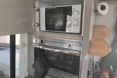 Fountaine Pajot Lucia 40 3