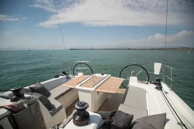 Beneteau Oceanis 40.1 2