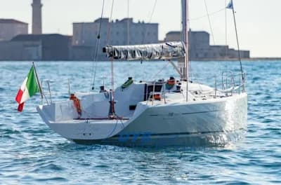 Italia Yachts Italia 9.98 fuoriserie 3