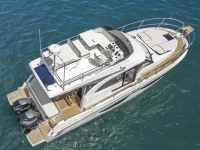 Beneteau Antares 11 Fly 2