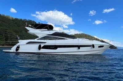 Sunseeker 68 Sport Yacht 2