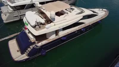 Custom Riva 85 Opera 2