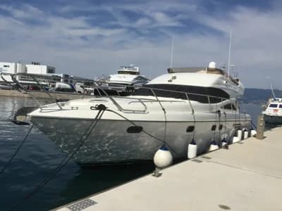Princess 52 Flybridge Motor Yacht 2