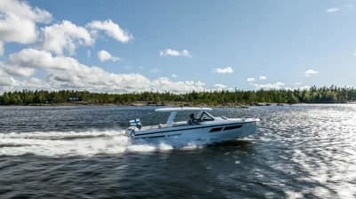 Quarken 35 Sport Tourer 2