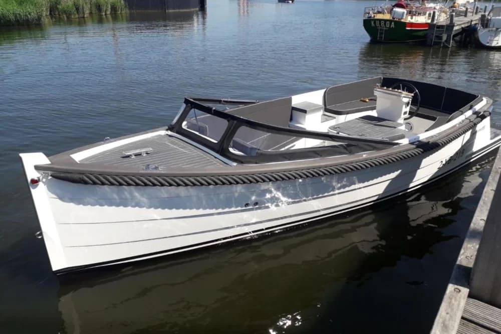 Enkhuizensloep 680 Tender