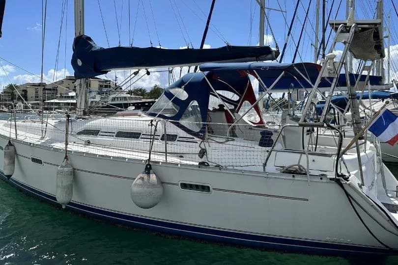 Beneteau Oceanis Clipper 393