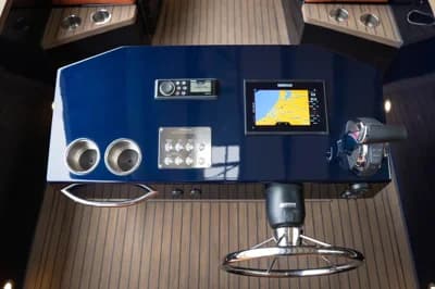 Futuro Boats ZX20 inboard 6.6m Tender Sloep Demo-aanbieding! 2