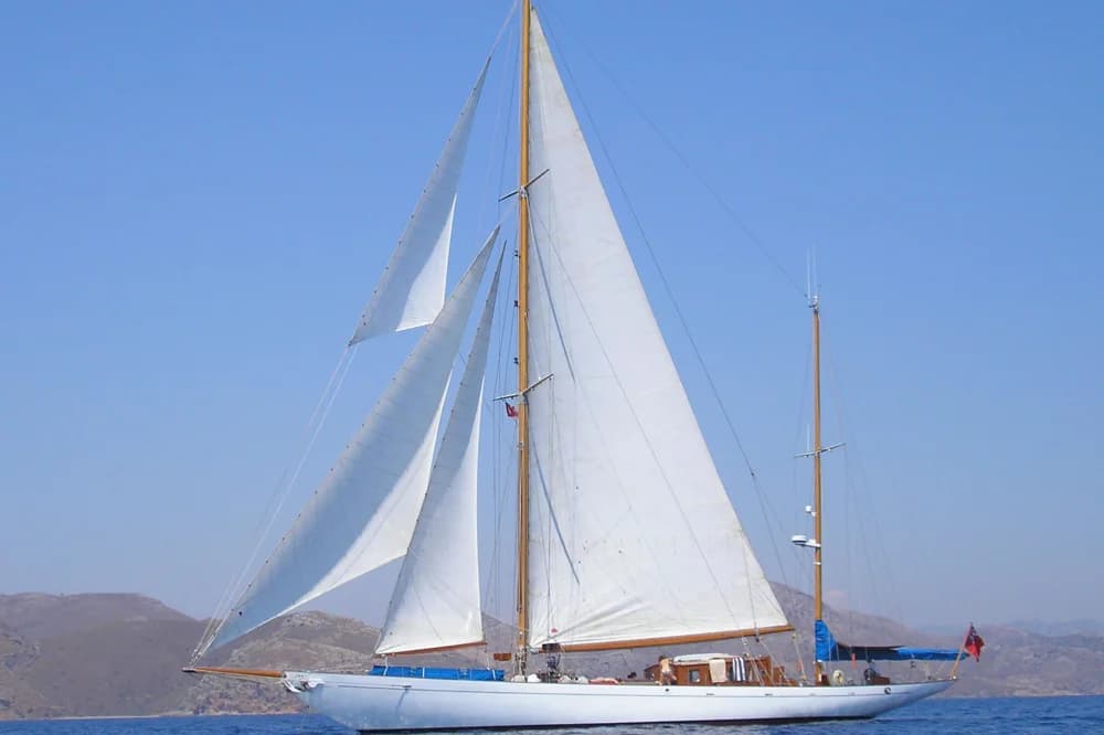 Camper & Nicholsons classic wooden ketch