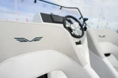 Beneteau Flyer 7 SUNdeck 3